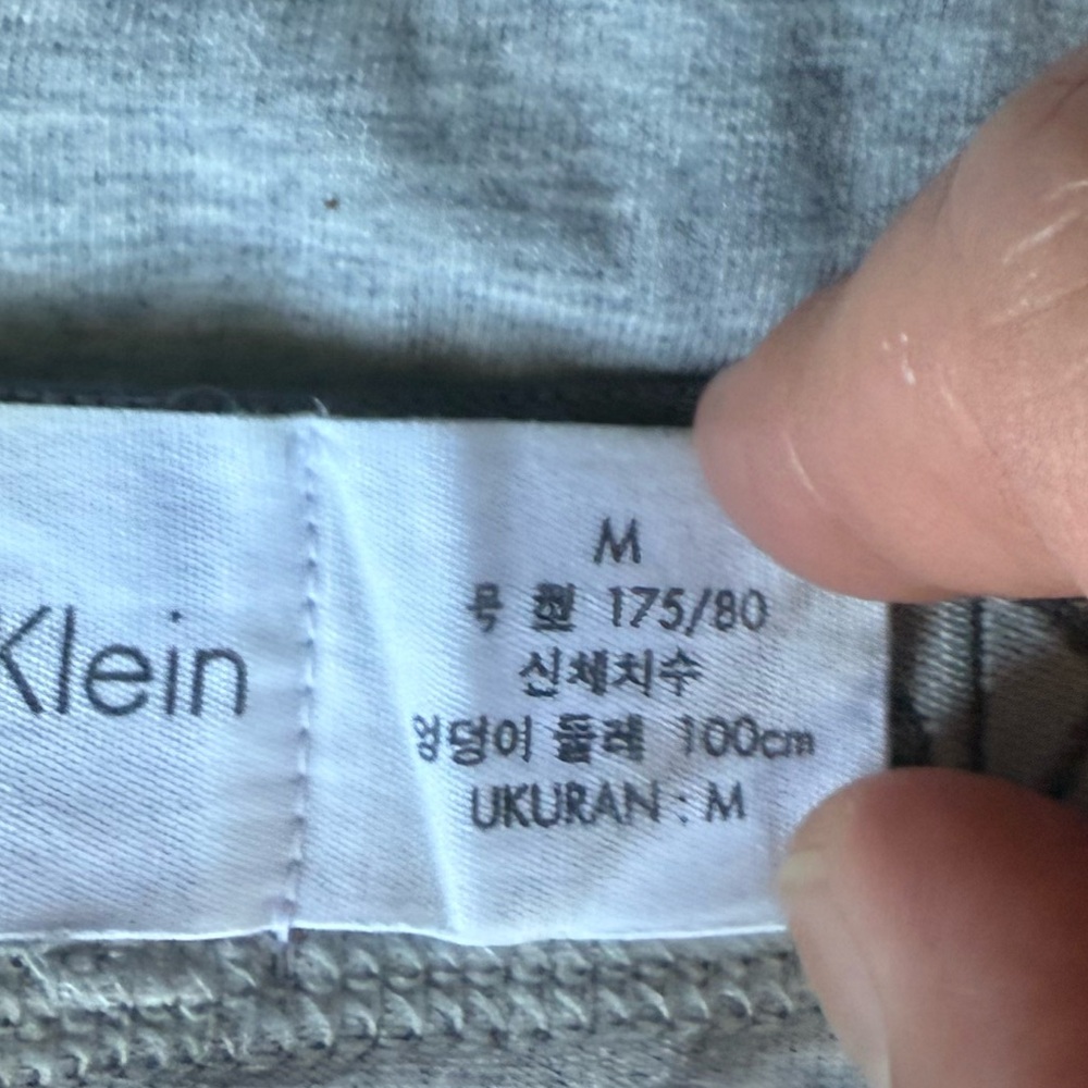 Men’s Calvin Klein Trunk - Picture 5 of 5